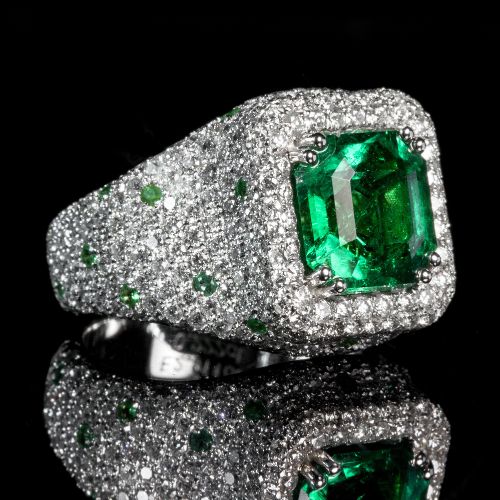emerald ring dark